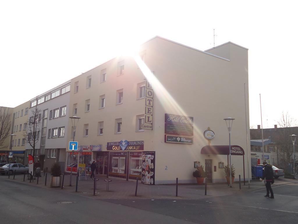 Hotel Central Oberursel Esterno foto