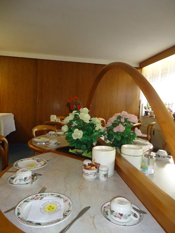 Hotel Central Oberursel Esterno foto